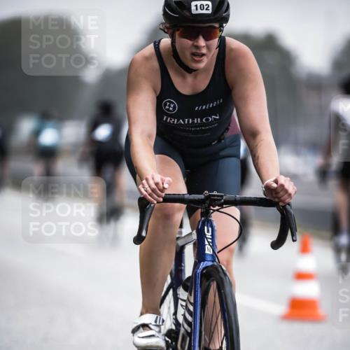 16.08.2026 - KN Förde Triathlon 2026 H.Heesch http://msf.ph/oto/9965752 16.08.2026 09:25:31 Radfahren 102, 150, 164, 170, 191, 193, 198 meine-sportfotos.de