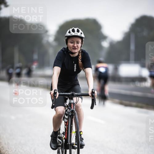 16.08.2026 - KN Förde Triathlon 2026 H.Heesch http://msf.ph/oto/9965791 16.08.2026 09:25:42 Radfahren 115, 139, 145, 153, 163, 225 meine-sportfotos.de