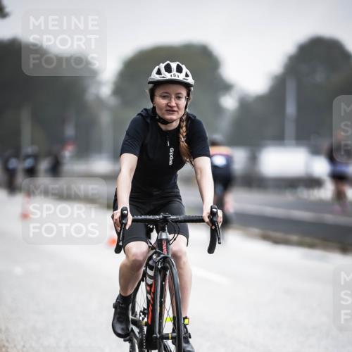 16.08.2026 - KN Förde Triathlon 2026 H.Heesch http://msf.ph/oto/9965792 16.08.2026 09:25:42 Radfahren 115, 139, 145, 153, 163, 225 meine-sportfotos.de