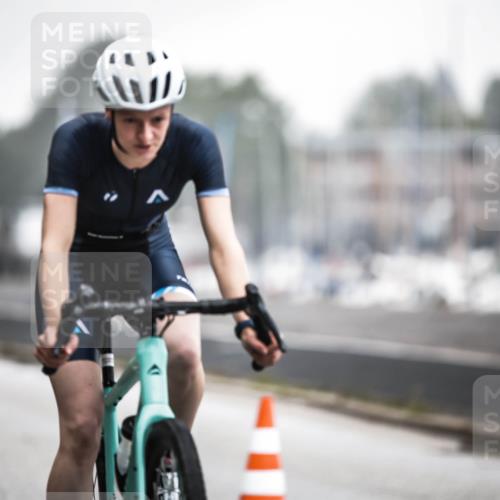 16.08.2026 - KN Förde Triathlon 2026 H.Heesch http://msf.ph/oto/9965914 16.08.2026 09:26:55 Radfahren 175, 197, 212 meine-sportfotos.de