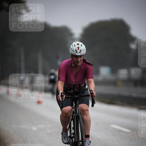 16.08.2026 - KN Förde Triathlon 2026 H.Heesch http://msf.ph/oto/9965924 16.08.2026 09:27:19 Radfahren 126, 177, 183 meine-sportfotos.de