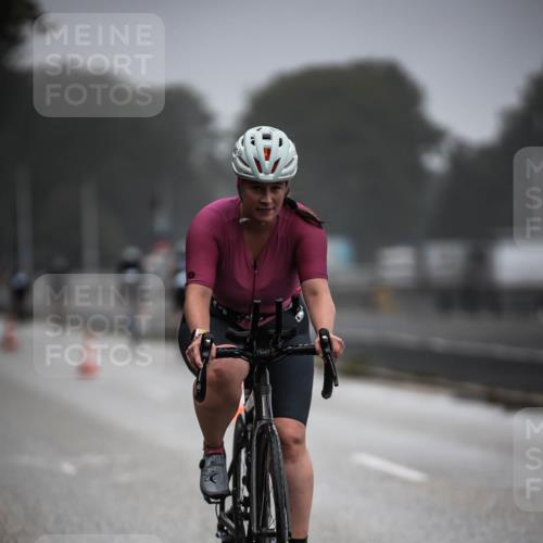 16.08.2026 - KN Förde Triathlon 2026 H.Heesch http://msf.ph/oto/9965927 16.08.2026 09:27:19 Radfahren 126, 177, 183 meine-sportfotos.de