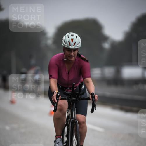16.08.2026 - KN Förde Triathlon 2026 H.Heesch http://msf.ph/oto/9965930 16.08.2026 09:27:19 Radfahren 126, 177, 183 meine-sportfotos.de