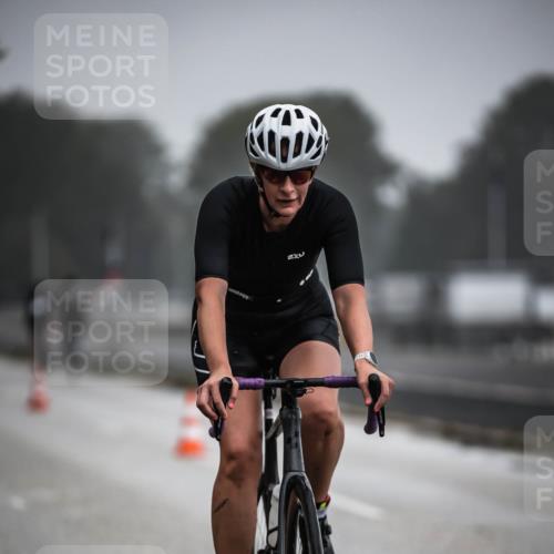 16.08.2026 - KN Förde Triathlon 2026 H.Heesch http://msf.ph/oto/9965975 16.08.2026 09:27:29 Radfahren 119, 121, 138, 171, 172, 176, 180, 189 meine-sportfotos.de