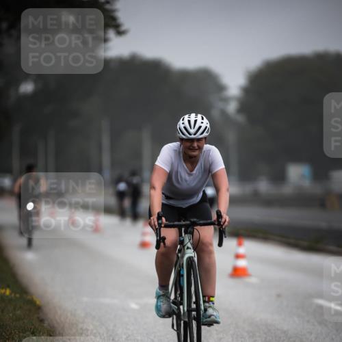 16.08.2026 - KN Förde Triathlon 2026 H.Heesch http://msf.ph/oto/9965986 16.08.2026 09:27:31 Radfahren 119, 121, 138, 171, 172, 176, 180, 230 meine-sportfotos.de