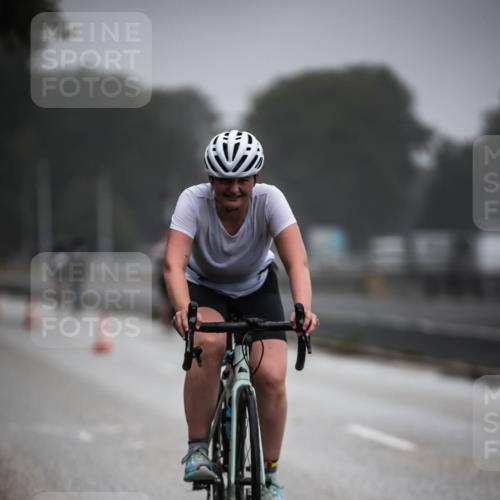 16.08.2026 - KN Förde Triathlon 2026 H.Heesch http://msf.ph/oto/9965994 16.08.2026 09:27:31 Radfahren 119, 121, 138, 171, 172, 176, 180, 230 meine-sportfotos.de