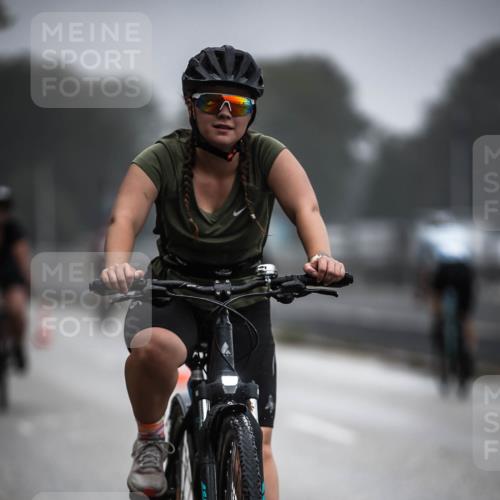 16.08.2026 - KN Förde Triathlon 2026 H.Heesch http://msf.ph/oto/9966036 16.08.2026 09:27:38 Radfahren 108, 156, 205, 230 meine-sportfotos.de