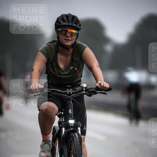 16.08.2026 - KN Förde Triathlon 2026 H.Heesch http://msf.ph/oto/9966037 16.08.2026 09:27:38 Radfahren 108, 156, 205, 230 meine-sportfotos.de