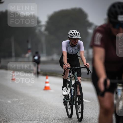 16.08.2026 - KN Förde Triathlon 2026 H.Heesch http://msf.ph/oto/9966079 16.08.2026 09:27:50 Radfahren 115, 142, 168, 186, 187, 204 meine-sportfotos.de