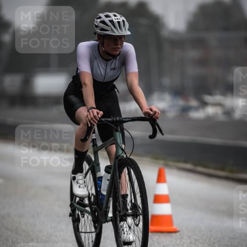 16.08.2026 - KN Förde Triathlon 2026 H.Heesch http://msf.ph/oto/9966091 16.08.2026 09:27:51 Radfahren 115, 142, 168, 186, 187 meine-sportfotos.de