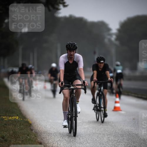 16.08.2026 - KN Förde Triathlon 2026 H.Heesch http://msf.ph/oto/9966126 16.08.2026 09:27:56 Radfahren 103, 115, 142, 164, 166, 178, 186 meine-sportfotos.de