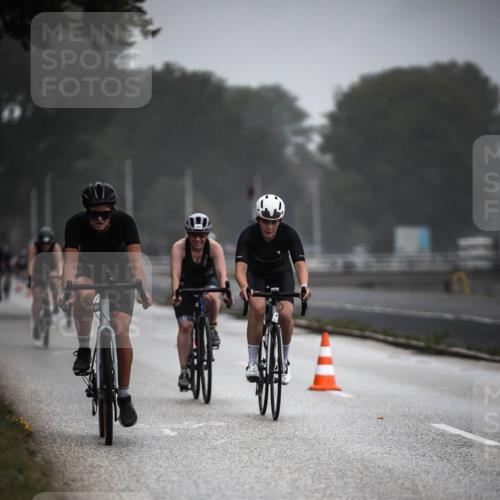 16.08.2026 - KN Förde Triathlon 2026 H.Heesch http://msf.ph/oto/9966153 16.08.2026 09:27:59 Radfahren 103, 110, 113, 114, 146, 164, 166, 174, 178, 192, 239 meine-sportfotos.de