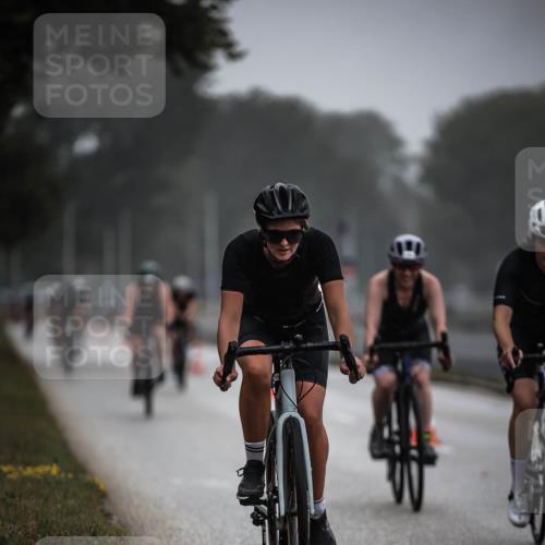 16.08.2026 - KN Förde Triathlon 2026 H.Heesch http://msf.ph/oto/9966160 16.08.2026 09:28:00 Radfahren 103, 110, 113, 114, 146, 164, 166, 174, 178, 192, 194, 239 meine-sportfotos.de