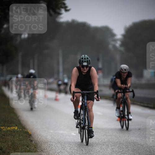 16.08.2026 - KN Förde Triathlon 2026 H.Heesch http://msf.ph/oto/9966173 16.08.2026 09:28:03 Radfahren 103, 110, 113, 114, 146, 164, 174, 190, 192, 194, 198, 239 meine-sportfotos.de