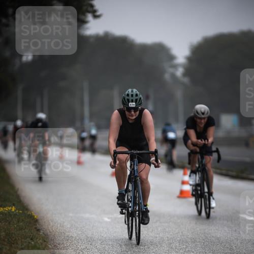 16.08.2026 - KN Förde Triathlon 2026 H.Heesch http://msf.ph/oto/9966176 16.08.2026 09:28:03 Radfahren 103, 110, 113, 114, 146, 164, 174, 190, 192, 194, 198, 239 meine-sportfotos.de