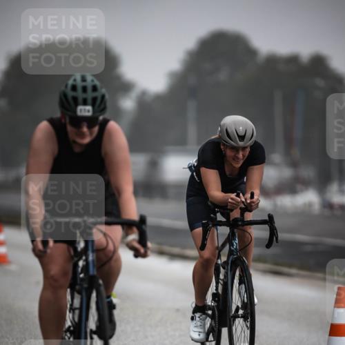 16.08.2026 - KN Förde Triathlon 2026 H.Heesch http://msf.ph/oto/9966184 16.08.2026 09:28:04 Radfahren 103, 110, 113, 114, 146, 164, 174, 190, 192, 194, 198, 239 meine-sportfotos.de