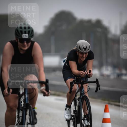 16.08.2026 - KN Förde Triathlon 2026 H.Heesch http://msf.ph/oto/9966186 16.08.2026 09:28:04 Radfahren 103, 110, 113, 114, 146, 164, 174, 190, 192, 194, 198, 239 meine-sportfotos.de
