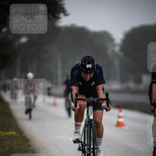 16.08.2026 - KN Förde Triathlon 2026 H.Heesch http://msf.ph/oto/9966203 16.08.2026 09:28:07 Radfahren 110, 113, 114, 169, 174, 190, 194, 198, 225, 239 meine-sportfotos.de