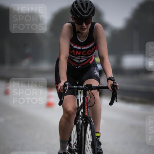 16.08.2026 - KN Förde Triathlon 2026 H.Heesch http://msf.ph/oto/9966293 16.08.2026 09:28:24 Radfahren 109, 122, 167 meine-sportfotos.de