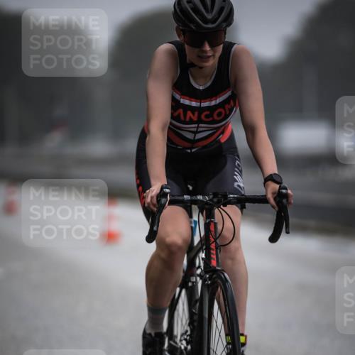 16.08.2026 - KN Förde Triathlon 2026 H.Heesch http://msf.ph/oto/9966294 16.08.2026 09:28:24 Radfahren 109, 122, 167 meine-sportfotos.de