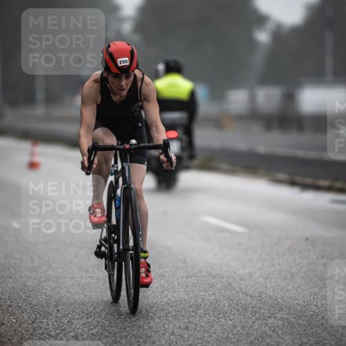 16.08.2026 - KN Förde Triathlon 2026 H.Heesch http://msf.ph/oto/9966339 16.08.2026 09:28:36 Radfahren 139, 200 meine-sportfotos.de