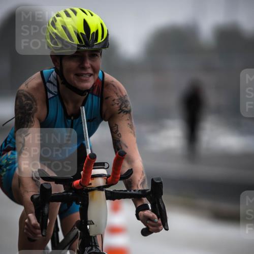 16.08.2026 - KN Förde Triathlon 2026 H.Heesch http://msf.ph/oto/9966433 16.08.2026 09:29:22 Radfahren 201, 213, 241 meine-sportfotos.de