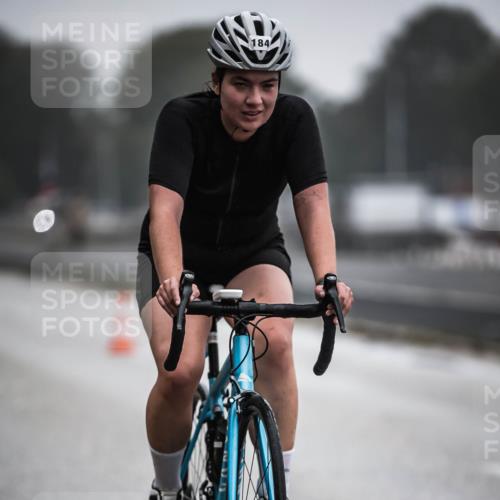 16.08.2026 - KN Förde Triathlon 2026 H.Heesch http://msf.ph/oto/9966492 16.08.2026 09:29:48 Radfahren 119, 133, 184 meine-sportfotos.de