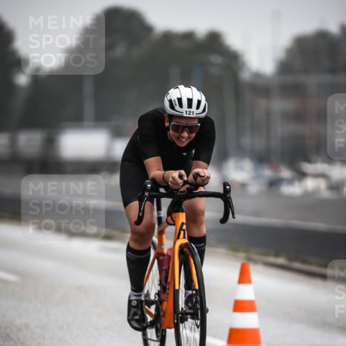 16.08.2026 - KN Förde Triathlon 2026 H.Heesch http://msf.ph/oto/9966527 16.08.2026 09:29:54 Radfahren 121, 181, 206, 229 meine-sportfotos.de