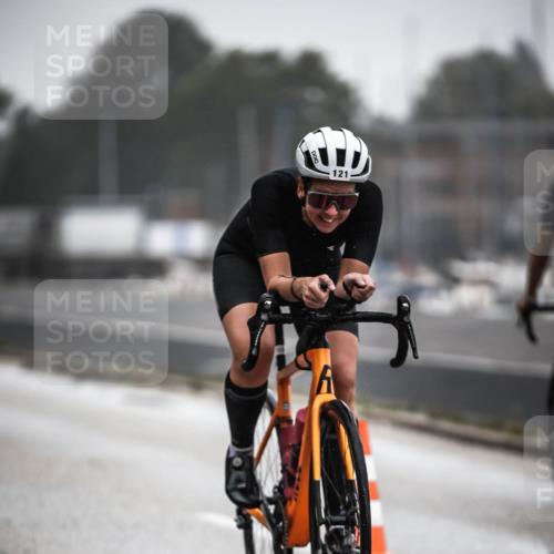 16.08.2026 - KN Förde Triathlon 2026 H.Heesch http://msf.ph/oto/9966529 16.08.2026 09:29:54 Radfahren 121, 181, 206, 229 meine-sportfotos.de