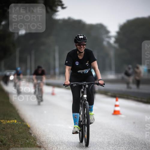 16.08.2026 - KN Förde Triathlon 2026 H.Heesch http://msf.ph/oto/9966632 16.08.2026 09:30:10 Radfahren 107, 127, 148, 177, 180, 203, 215, 230, 240 meine-sportfotos.de