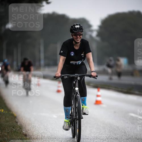 16.08.2026 - KN Förde Triathlon 2026 H.Heesch http://msf.ph/oto/9966641 16.08.2026 09:30:10 Radfahren 107, 127, 148, 177, 180, 203, 215, 230, 240 meine-sportfotos.de