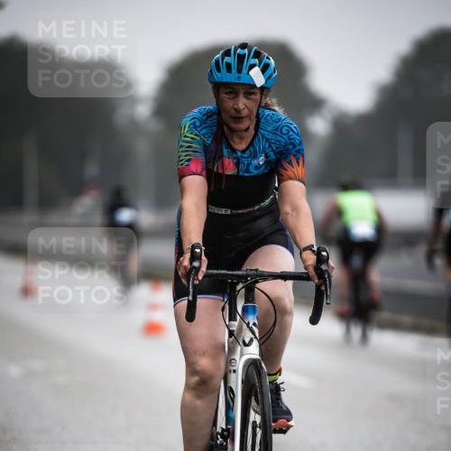 16.08.2026 - KN Förde Triathlon 2026 H.Heesch http://msf.ph/oto/9966721 16.08.2026 09:30:17 Radfahren 142, 171, 180, 215, 235 meine-sportfotos.de