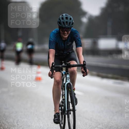 16.08.2026 - KN Förde Triathlon 2026 H.Heesch http://msf.ph/oto/9966752 16.08.2026 09:30:21 Radfahren 142, 146, 235 meine-sportfotos.de