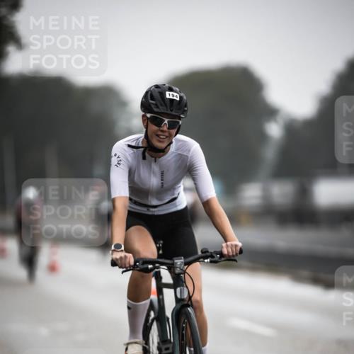 16.08.2026 - KN Förde Triathlon 2026 H.Heesch http://msf.ph/oto/9966909 16.08.2026 09:30:46 Radfahren 129, 160, 194, 205, 239, 248 meine-sportfotos.de