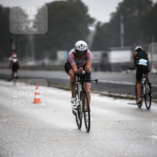 16.08.2026 - KN Förde Triathlon 2026 H.Heesch http://msf.ph/oto/9966933 16.08.2026 09:30:48 Radfahren 129, 141, 160, 194, 205, 239, 248 meine-sportfotos.de
