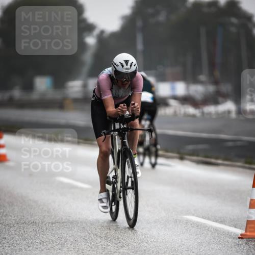 16.08.2026 - KN Förde Triathlon 2026 H.Heesch http://msf.ph/oto/9966942 16.08.2026 09:30:48 Radfahren 129, 141, 160, 194, 205, 239, 248 meine-sportfotos.de