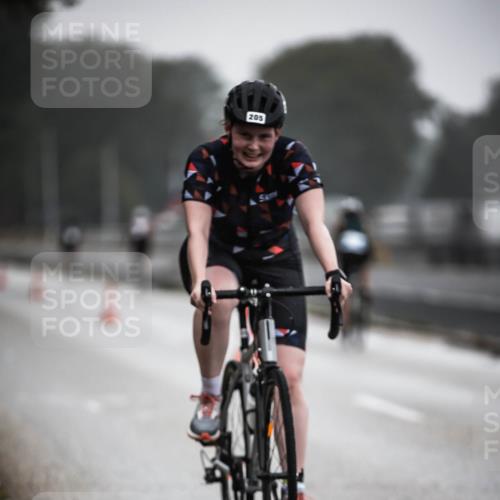 16.08.2026 - KN Förde Triathlon 2026 H.Heesch http://msf.ph/oto/9966959 16.08.2026 09:30:50 Radfahren 129, 141, 149, 160, 205 meine-sportfotos.de