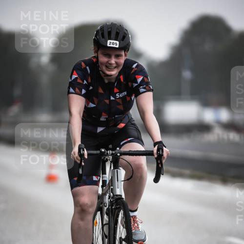 16.08.2026 - KN Förde Triathlon 2026 H.Heesch http://msf.ph/oto/9966972 16.08.2026 09:30:50 Radfahren 129, 141, 149, 160, 205 meine-sportfotos.de