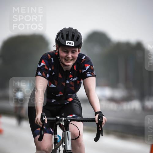 16.08.2026 - KN Förde Triathlon 2026 H.Heesch http://msf.ph/oto/9966979 16.08.2026 09:30:50 Radfahren 129, 141, 149, 160, 205 meine-sportfotos.de