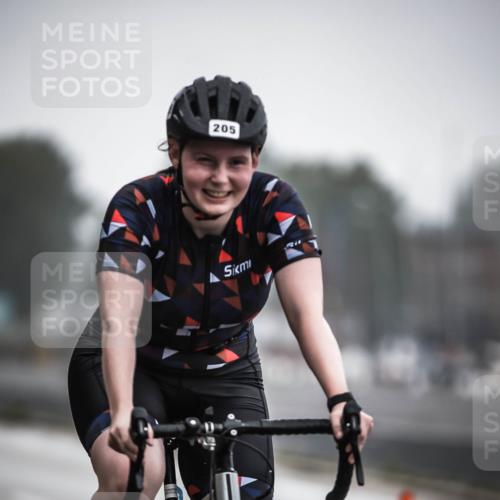 16.08.2026 - KN Förde Triathlon 2026 H.Heesch http://msf.ph/oto/9966984 16.08.2026 09:30:51 Radfahren 129, 141, 149, 160, 205 meine-sportfotos.de