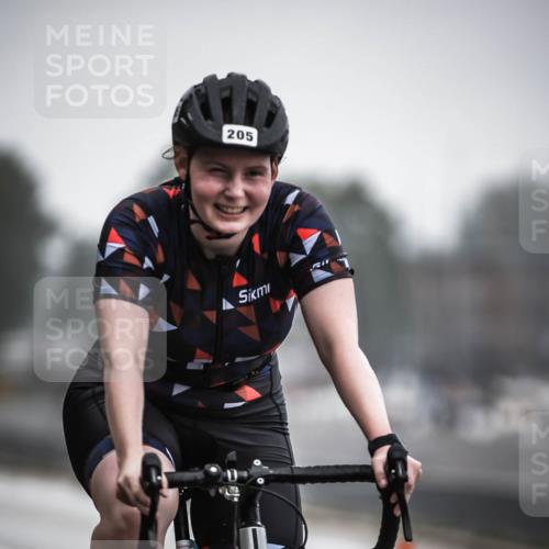16.08.2026 - KN Förde Triathlon 2026 H.Heesch http://msf.ph/oto/9966986 16.08.2026 09:30:51 Radfahren 129, 141, 149, 160, 205 meine-sportfotos.de