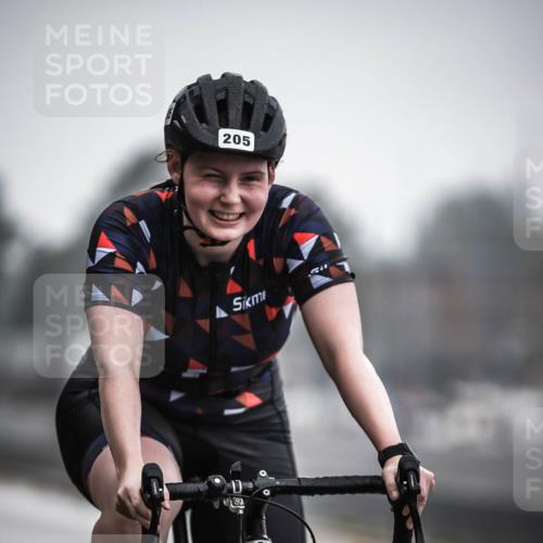 16.08.2026 - KN Förde Triathlon 2026 H.Heesch http://msf.ph/oto/9966988 16.08.2026 09:30:51 Radfahren 129, 141, 149, 160, 205 meine-sportfotos.de