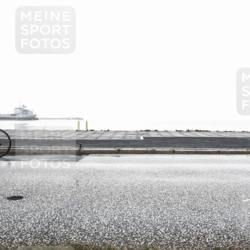 16.08.2026 - KN Förde Triathlon 2026 H.Heesch http://msf.ph/oto/9967013 16.08.2026 09:46:57 Radfahren 131, 161, 166, 170, 178, 189, 192, 251, 805 meine-sportfotos.de