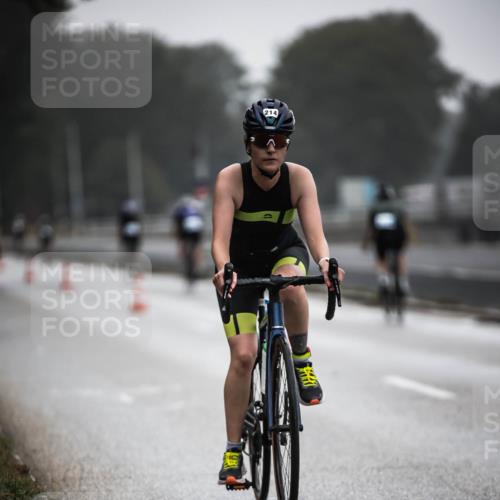 16.08.2026 - KN Förde Triathlon 2026 H.Heesch http://msf.ph/oto/9967033 16.08.2026 09:31:01 Radfahren 117, 122, 130, 214, 223 meine-sportfotos.de