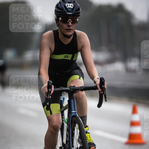 16.08.2026 - KN Förde Triathlon 2026 H.Heesch http://msf.ph/oto/9967059 16.08.2026 09:31:02 Radfahren 117, 130, 214, 223 meine-sportfotos.de