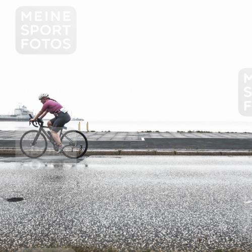 16.08.2026 - KN Förde Triathlon 2026 H.Heesch http://msf.ph/oto/9967067 16.08.2026 09:48:01 Radfahren 110, 142 meine-sportfotos.de