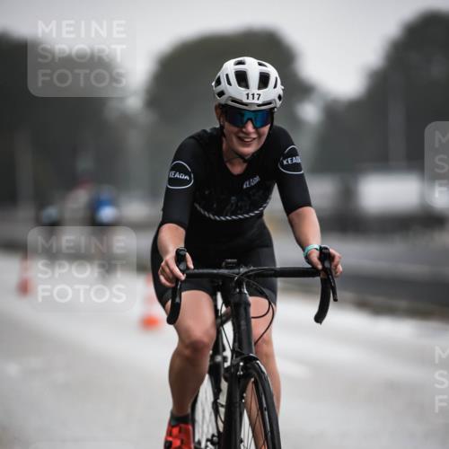 16.08.2026 - KN Förde Triathlon 2026 H.Heesch http://msf.ph/oto/9967077 16.08.2026 09:31:05 Radfahren 117, 130, 214 meine-sportfotos.de