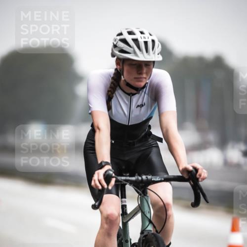 16.08.2026 - KN Förde Triathlon 2026 H.Heesch http://msf.ph/oto/9967235 16.08.2026 09:38:45 Radfahren 126, 166, 187 meine-sportfotos.de