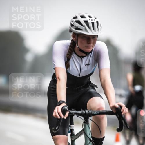 16.08.2026 - KN Förde Triathlon 2026 H.Heesch http://msf.ph/oto/9967237 16.08.2026 09:38:45 Radfahren 126, 166, 187 meine-sportfotos.de