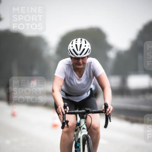 16.08.2026 - KN Förde Triathlon 2026 H.Heesch http://msf.ph/oto/9967287 16.08.2026 09:38:56 Radfahren 122, 128, 138, 156, 171, 174, 186, 211, 259 meine-sportfotos.de